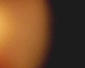 Jana Pallaske, Saskia Valencia nude - Kopf oder Zahl (2009)