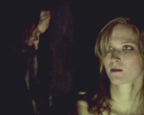 Jana Pallaske, Saskia Valencia nude - Kopf oder Zahl (2009)