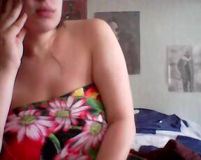 Amateur Busty Girl and Cam
