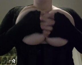 Bouncing black dress boobs - Amateur Vids (low quality)