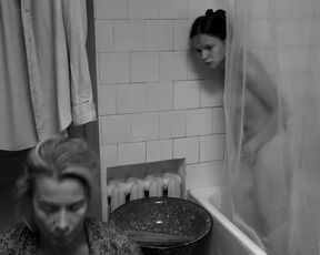 Yuliya Burova, Yuliya Vysotskaya - Dear Comrades! (Dorogie tovarishchi) (2020) topless video