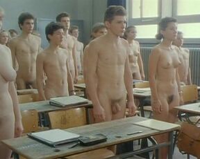 Catherine Aymerie naked end other actors - Point de fuite (1987) Public Nudity Scene