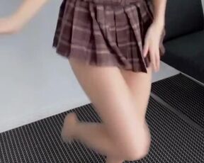 Her juggling titties can't leave anyone indifferent TikTok udders tok by yournekobaby - TikTok HOT