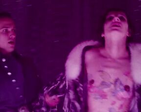 Meret Becker - Fabian oder Der Gang vor die Hunde (2021) topless video