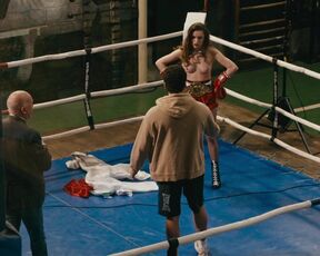 Elena Siberia - L'amour c'est mieux que la vie