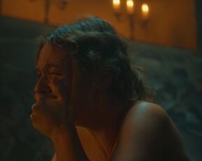 Chloe Guillot - Délivre nous du mal (2022) Naked Celebs