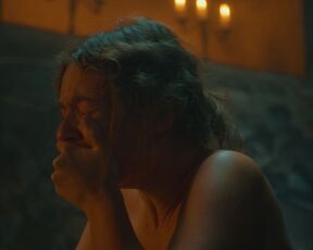 Chloe Guillot - Délivre nous du mal (2022) Naked Celebs