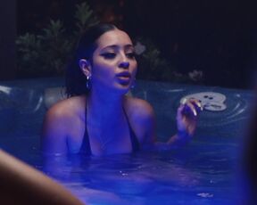 Sydney Sweeney, Zendaya, Hunter Schafer nude – Euphoria s02e04 (2022) Topless TV