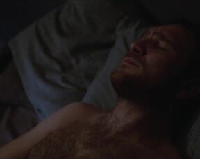 Henriette Confurius, Luise Heyer - Generation Beziehungsunfähig (2021) Sexy Celebs