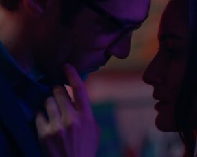 Madalina Craiu, Raluca Aprodu, Ilinca Harnut - Ruxx s01e06-07 (2022) Naked Scenes