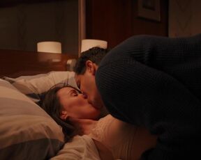 Karen Hassan - Sus 01-02 (2022) Hot Celebrity