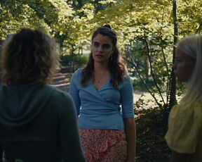 Frieda Krøgholt, Stran Ezgi Benli - Young (2021) Hot Celebrity