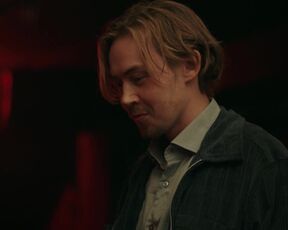 Elli Rhiannon Müller Osborne - Ida tar ansvar s01e01-08 (2022) Hot Scenes of Series