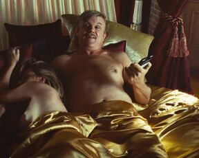 Arielle Reitsma - Winning Time The Rise of the Lakers Dynasty s01e01 (2022) Naked Scenes