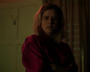 Morgane Ferru - Wilder - Kies s04e02 (2022) Hot Film Scenes