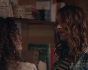 Natacha Lindinger, Barbara Cabrita nude - Sam s06e04 (2021) TV Show Topless & Lesbian Sex scene