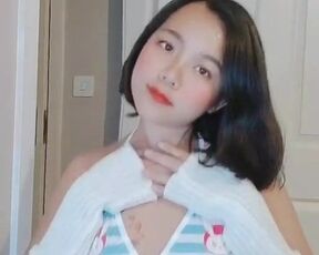Asian Girl - Naked TikTok Challenge