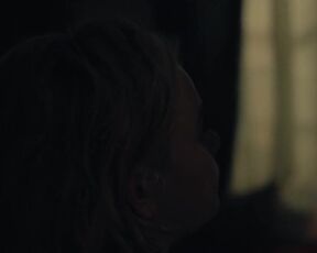 Luna Wedler naked - Je suis Karl (2021) Hot sex movie scene