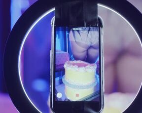 Annie Hamilton hot - Sealed with a Kiss (2021) Hot Sex scene and Booty Scene