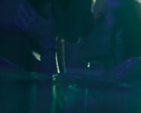 Bella Thorne  sexy - Time Is Up (2021)