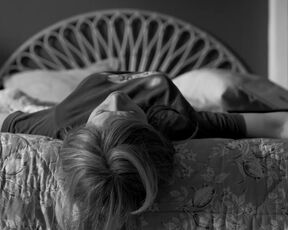 Sara Forestier, Laetitia Dosch nackte - Playlist (2021) Sex Scenes