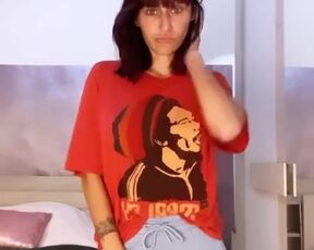 TikTok Naked Challenge from amaterur girl