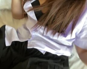 แค่เสียงครางก็แตกแล้ว แถมขอให้เย็ดต่ออีก ขึ้นเอง ถ่ายเอง นักศึกษาเงี่ยนจัด หีสวยมาก ครางเสียว