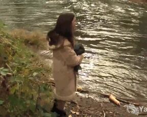 Yanks Amber Masturbates Outdoors