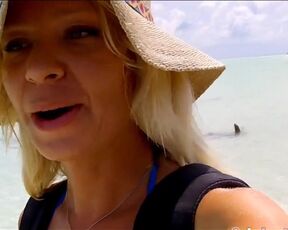 Explicit Nude Amateur Mommy om the Beach