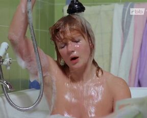 Susann Thiede nude, Angelika Waller topless. Polizeiruf 110 (1987) Classic TV Show. Bathtub Nude Scene