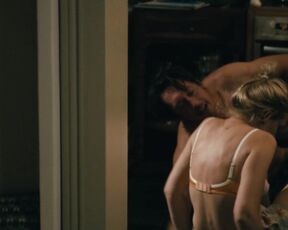 Laura Tonke nude, Melanie Straub nackte - Hedi Schneider steckt fest (2015) hot