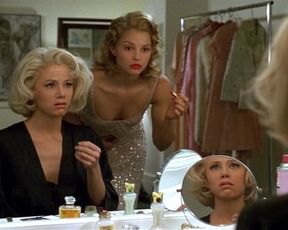 Ashley Judd nude, Mira Sorvino topless - Norma Jean and Marilyn (1996) Classic Nude Scenes