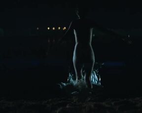Caroline Hartig naked, Bérangère McNeese nude, Meriel Hinsching nackte - Die Spaltung der Welt 1939-1962(2024)  Season 01