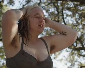 Faddo Jullian topless - Fainéant.e.s (2024) Nudity Scene