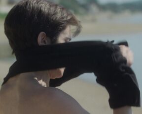 Chiara Mastroianni topless. Marcello mio (2024)