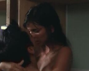 Ursula Corbero topless, Silma Lopez nude - Crimen con vista al mar (2013)