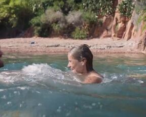 Karoline Eichhorn hot - Ein Sommer an der Côte d'Azur (2024) underwater sexy actress