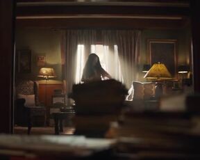 Kathryn Hahn nude - Agatha All Along s01e01 (2024) hot scene