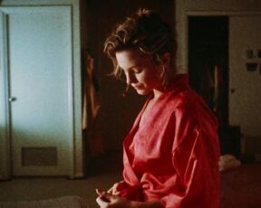 Kimberly Johnston, Carol Cadby, Merry Rozelle, Donna Baltron - Shallow Grave (1987) erotic scenes