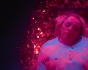 Marie Colomb nude - Culte (2024)