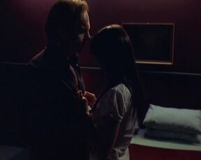 Emma Lung topless. Sex scene "Peaches" (2004)