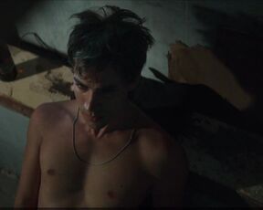 Hira Koyuncuoglu nude sex scene. Ru s01e04 (2024)