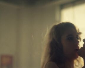 Luise Aschenbrenner nude sex scene - Disko 76 Season 01 (2024)