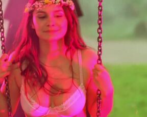 Stefanie Stappenbeck sexy, Julia Obst hot. Kann denn Liebe Sunde sein (2011) Hot Bikini & Sex Scenes