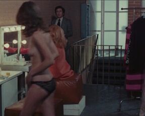 Sybil Danning, Barbara Bouchet nude. La dama rossa uccide sette volte (1972) Classic Nudity scene