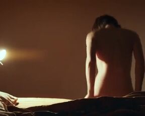 Alina Levshin, Pegah Ferydoni sexy - Stand Up (2021) hot movie scenes