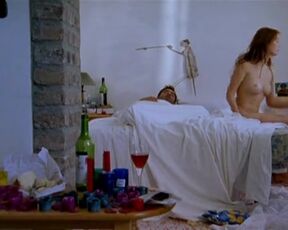 Carice van Houten nude - Zwarte Zwanen (2005)