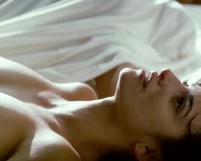Penelope Cruz nude. Broken Embraces (2009). Topless Hollywood Celebrity Scene