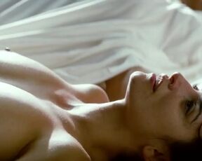 Penelope Cruz nude. Broken Embraces (2009). Topless Hollywood Celebrity Scene