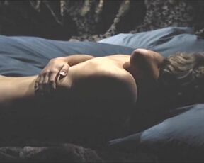Retro Nude Scene. Nastassja Kinski topless. Falsche Bewegung (1975)